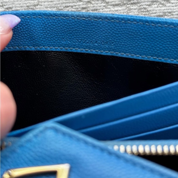 YSL Cassandre Matelasse large flap wallet in gain de poudre leather sky blue - Picture 8 of 9